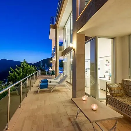 Villa Sleeps 10 Pool Air Con Wifi Kalkan