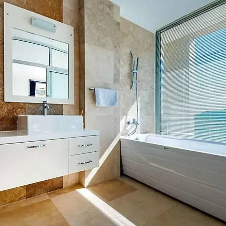 Sleeps 10 Pool Air Con Wifi * Kalkan
