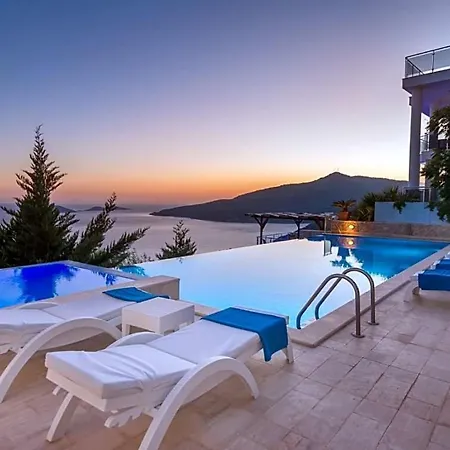 Sleeps 10 Pool Air Con Wifi Kalkan
