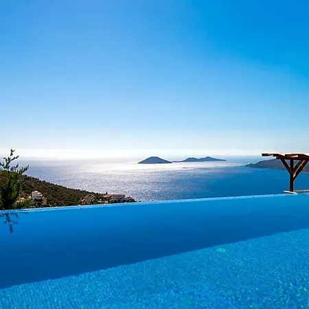 Villa Sleeps 10 Pool Air Con Wifi